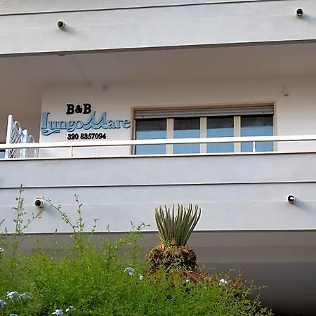 住宿加早餐酒店 Lungomare